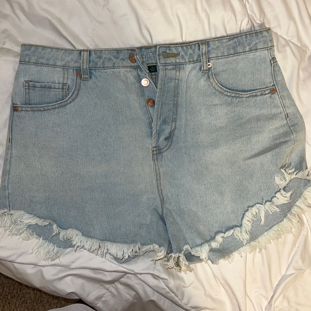 Button up Jean shorts 🩳